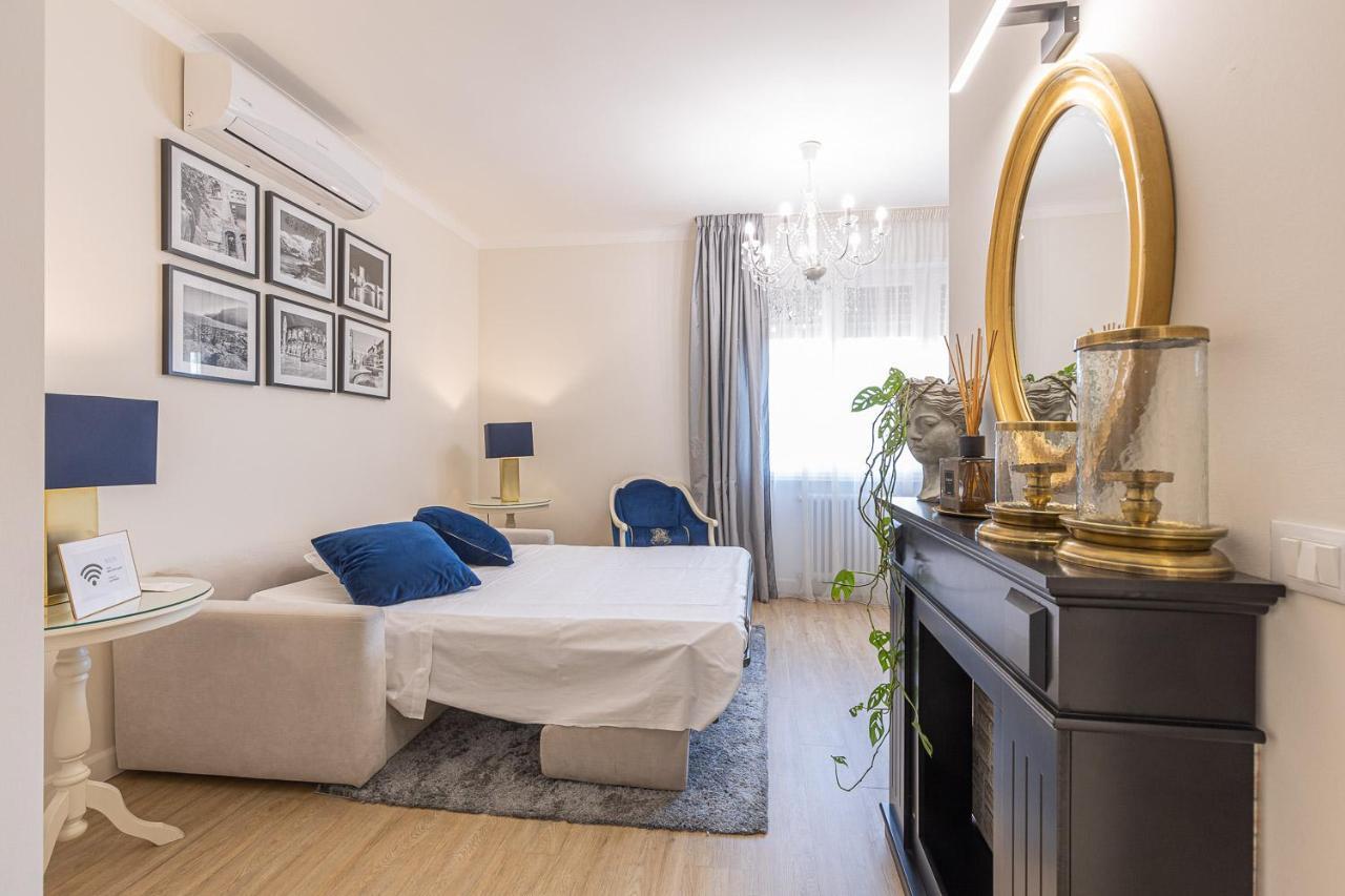 Crys: Apartments, Holiday, Business, Blu Verona Buitenkant foto